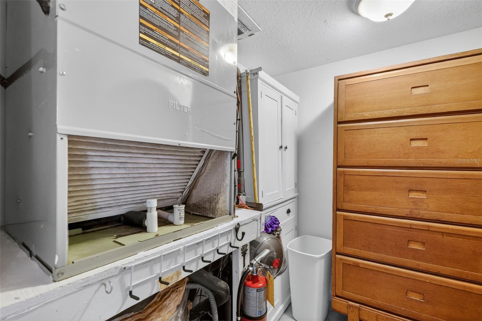 Image 32 of 51 For 225 10th Avenue E-2