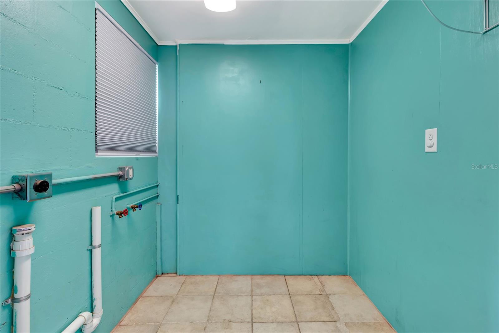 Image 19 of 40 For 508 Ohio Boulevard