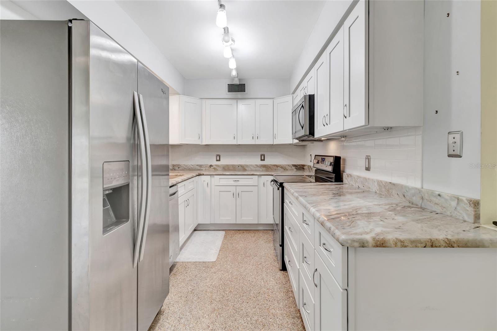 Image 9 of 40 For 508 Ohio Boulevard