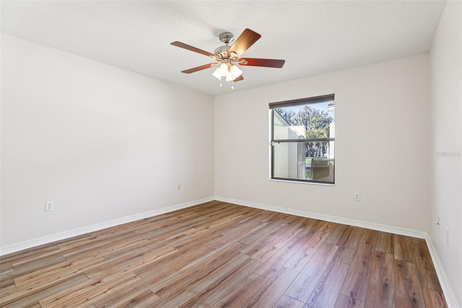 Image 18 of 23 For 2216 Cypress Cove Drive H3