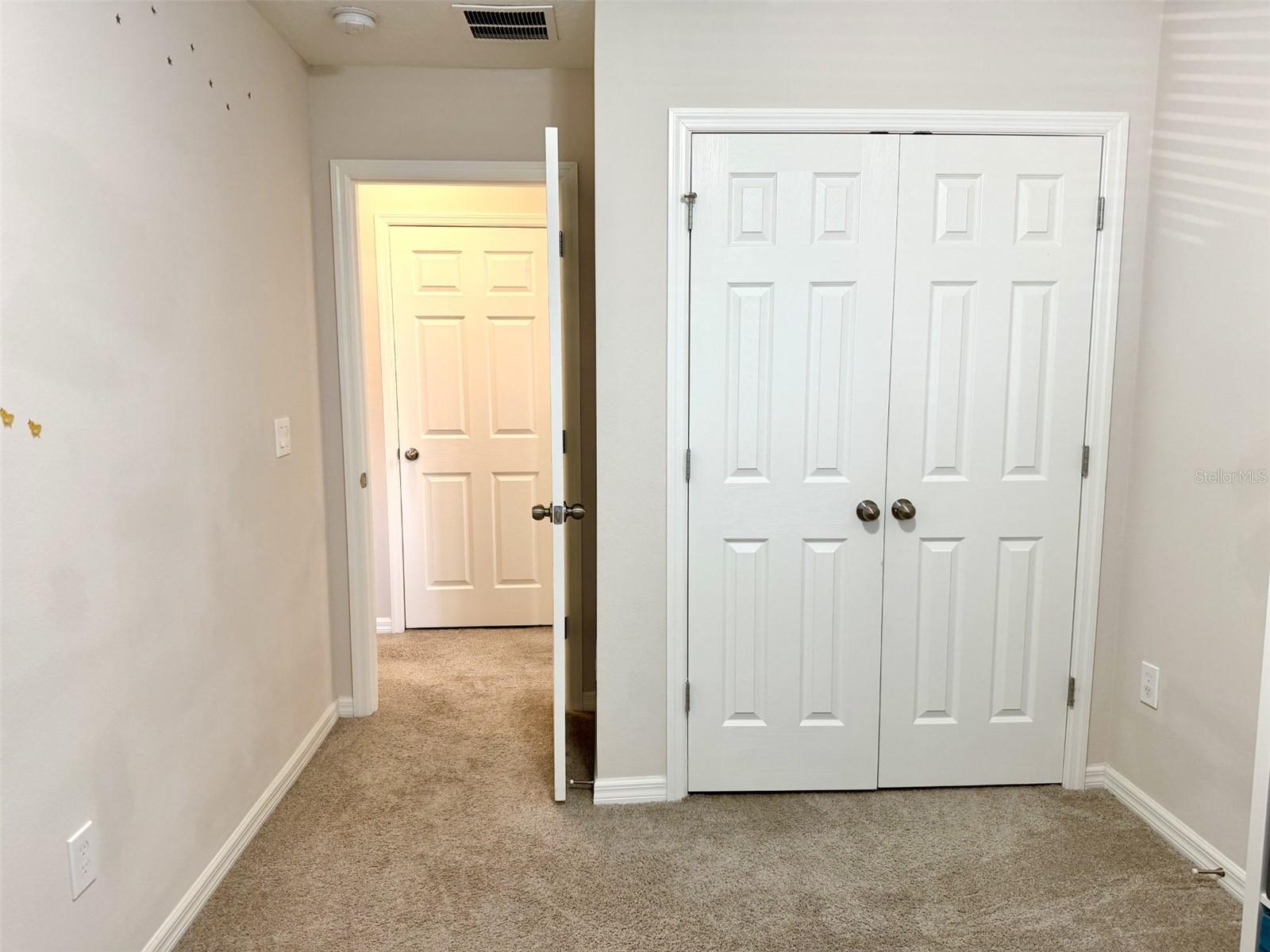 Image 16 of 39 For 15910 Marina Bay Drive