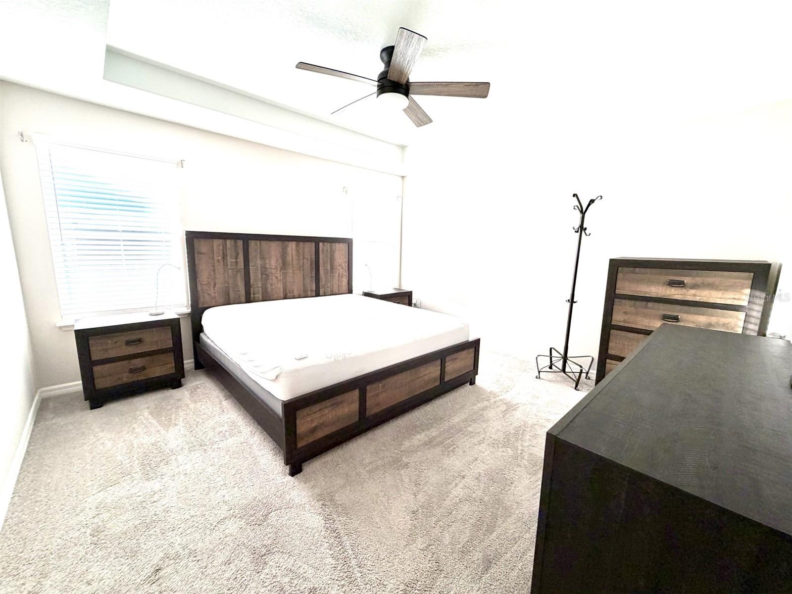 Image 18 of 39 For 15910 Marina Bay Drive