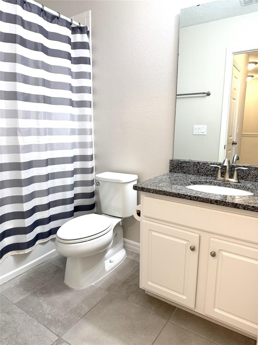 Image 23 of 39 For 15910 Marina Bay Drive