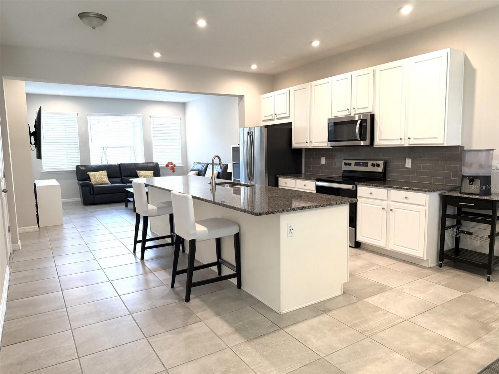 Image 9 of 39 For 15910 Marina Bay Drive