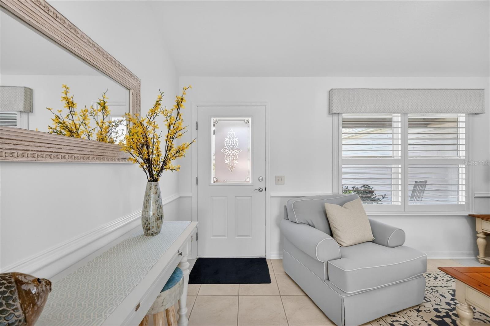 Image 3 of 42 For 938 Joanna Lane