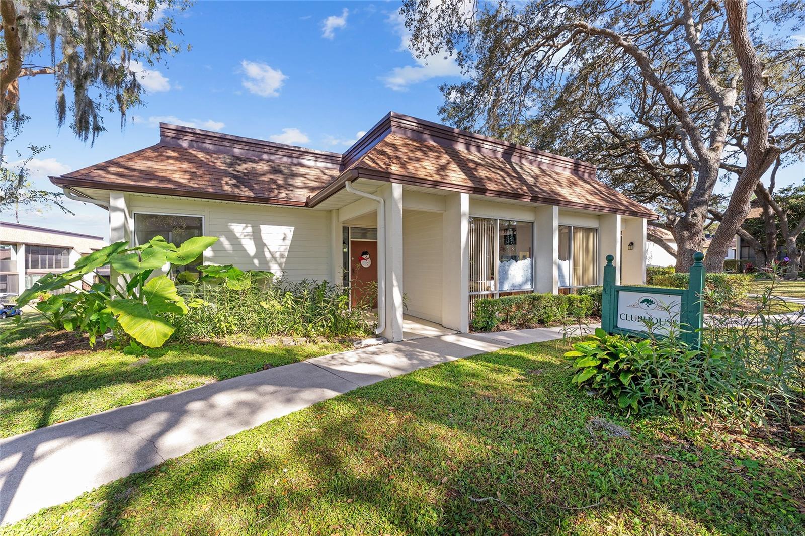 Image 37 of 44 For 2400 Forest Drive 257