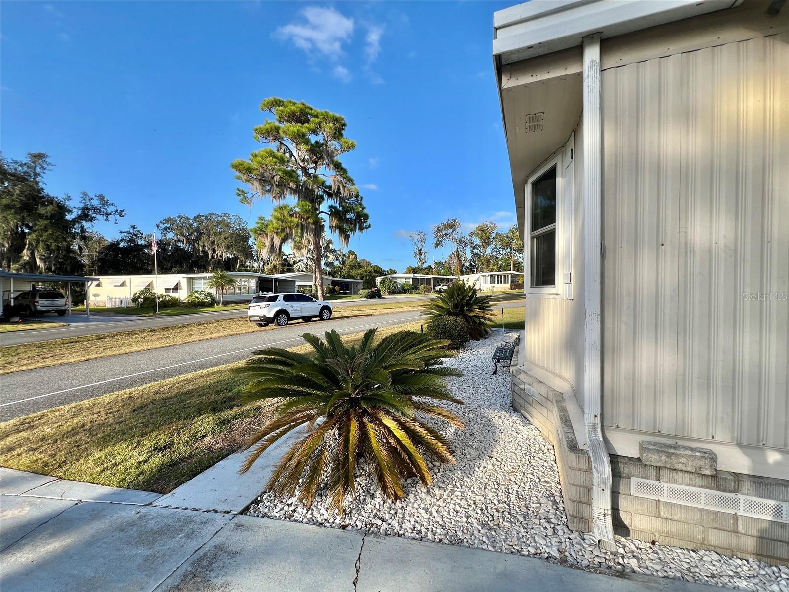 Image 17 of 24 For 341 Palo Verde Drive