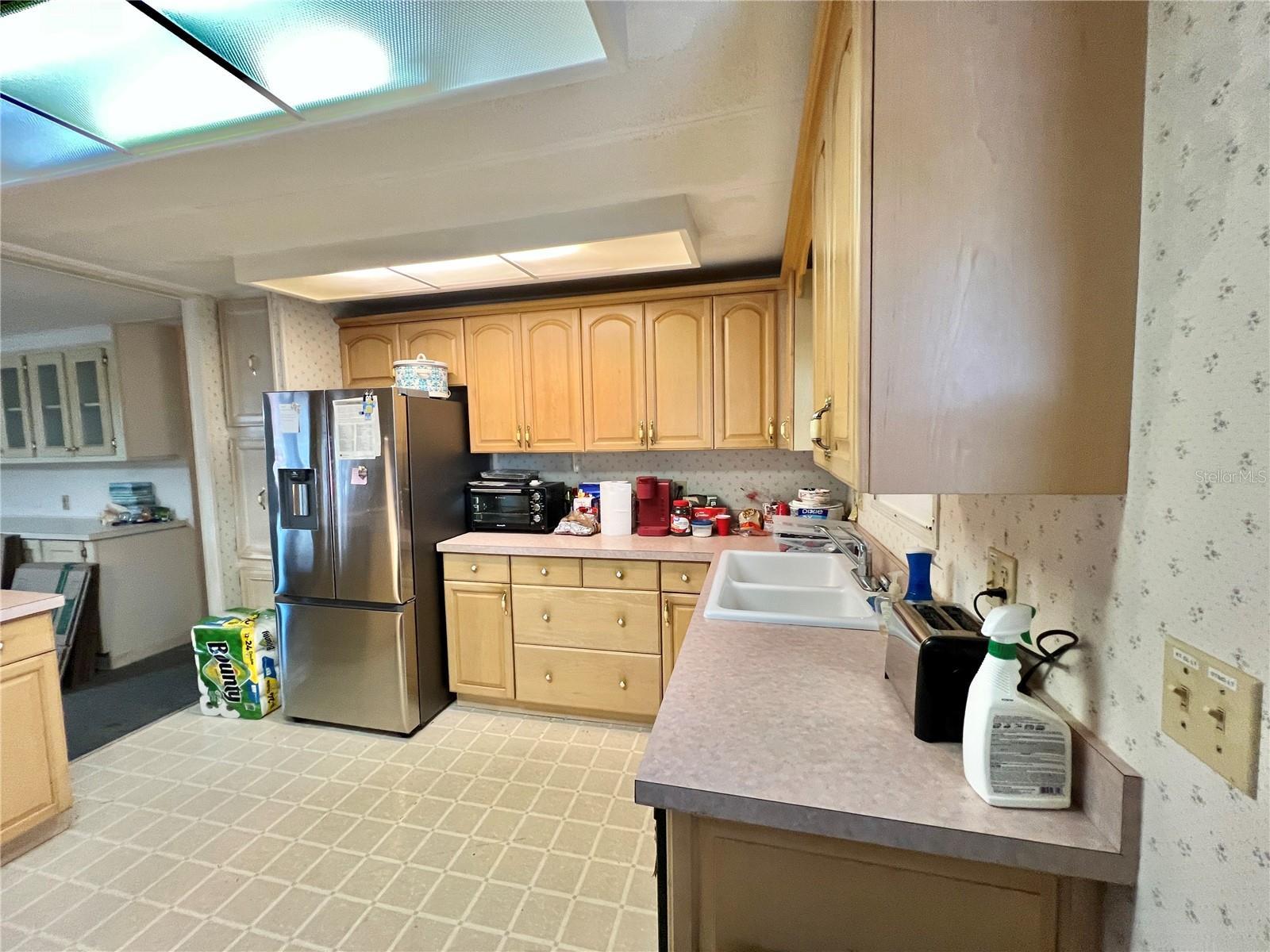 Image 7 of 24 For 341 Palo Verde Drive