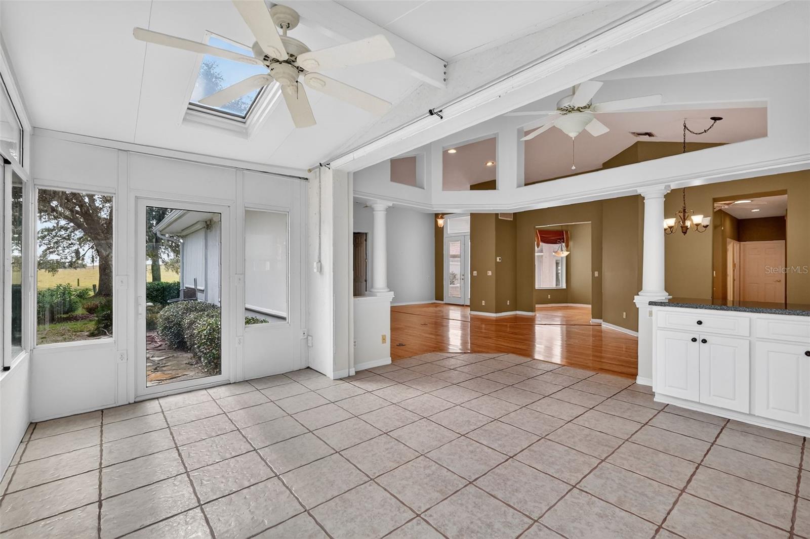 Image 12 of 41 For 5309 Cornwall Court