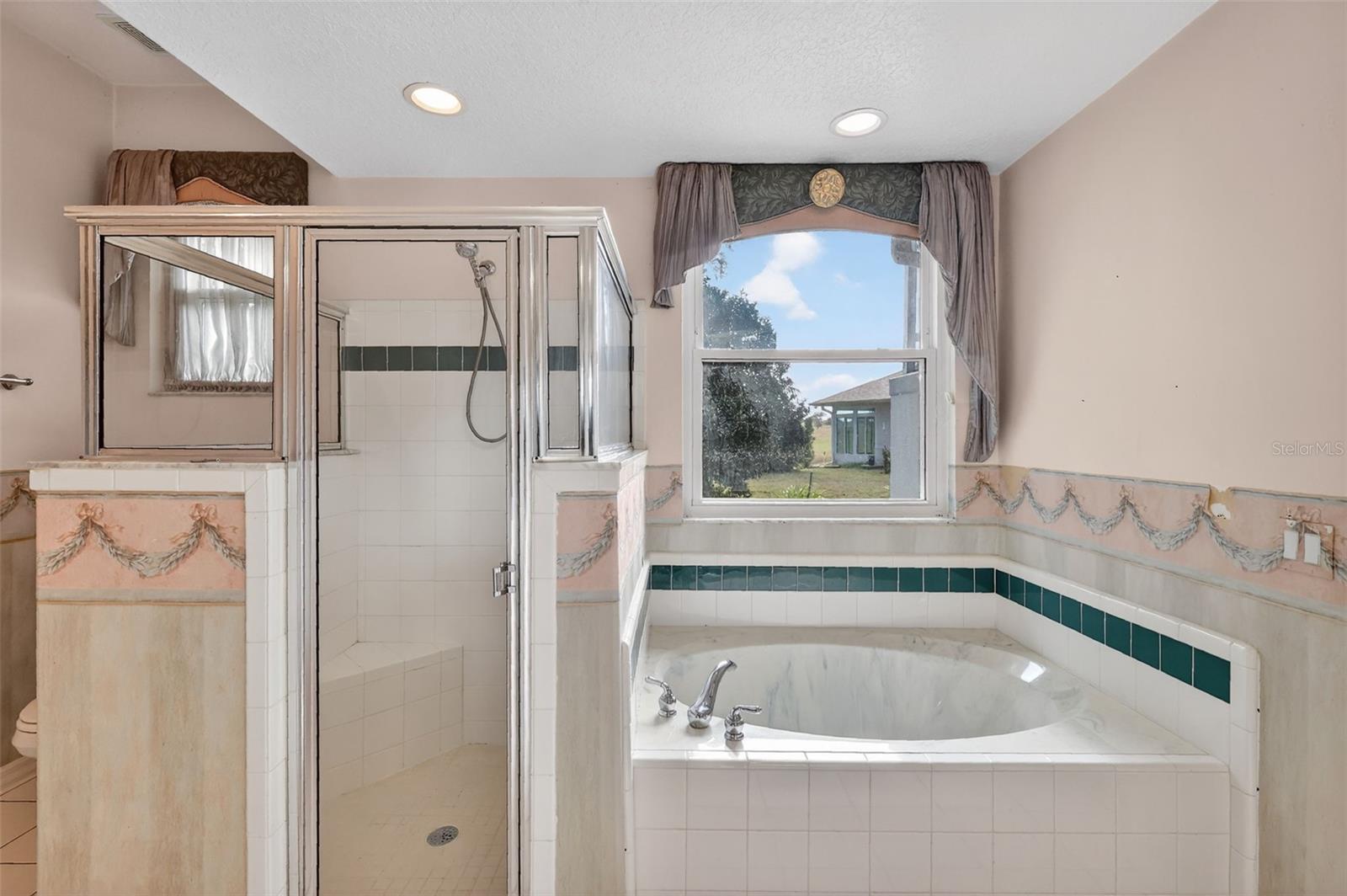 Image 22 of 41 For 5309 Cornwall Court