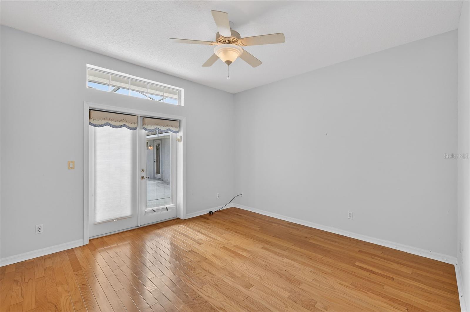 Image 24 of 41 For 5309 Cornwall Court