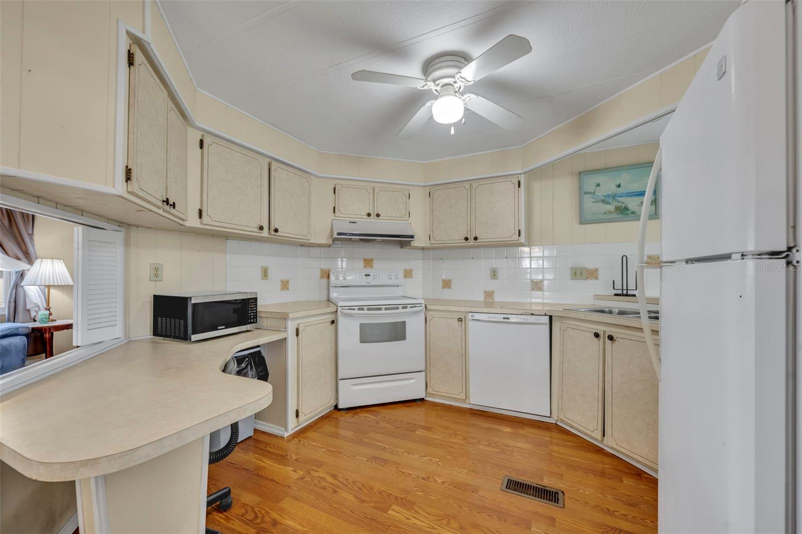 Image 12 of 46 For 278 Kelou Court