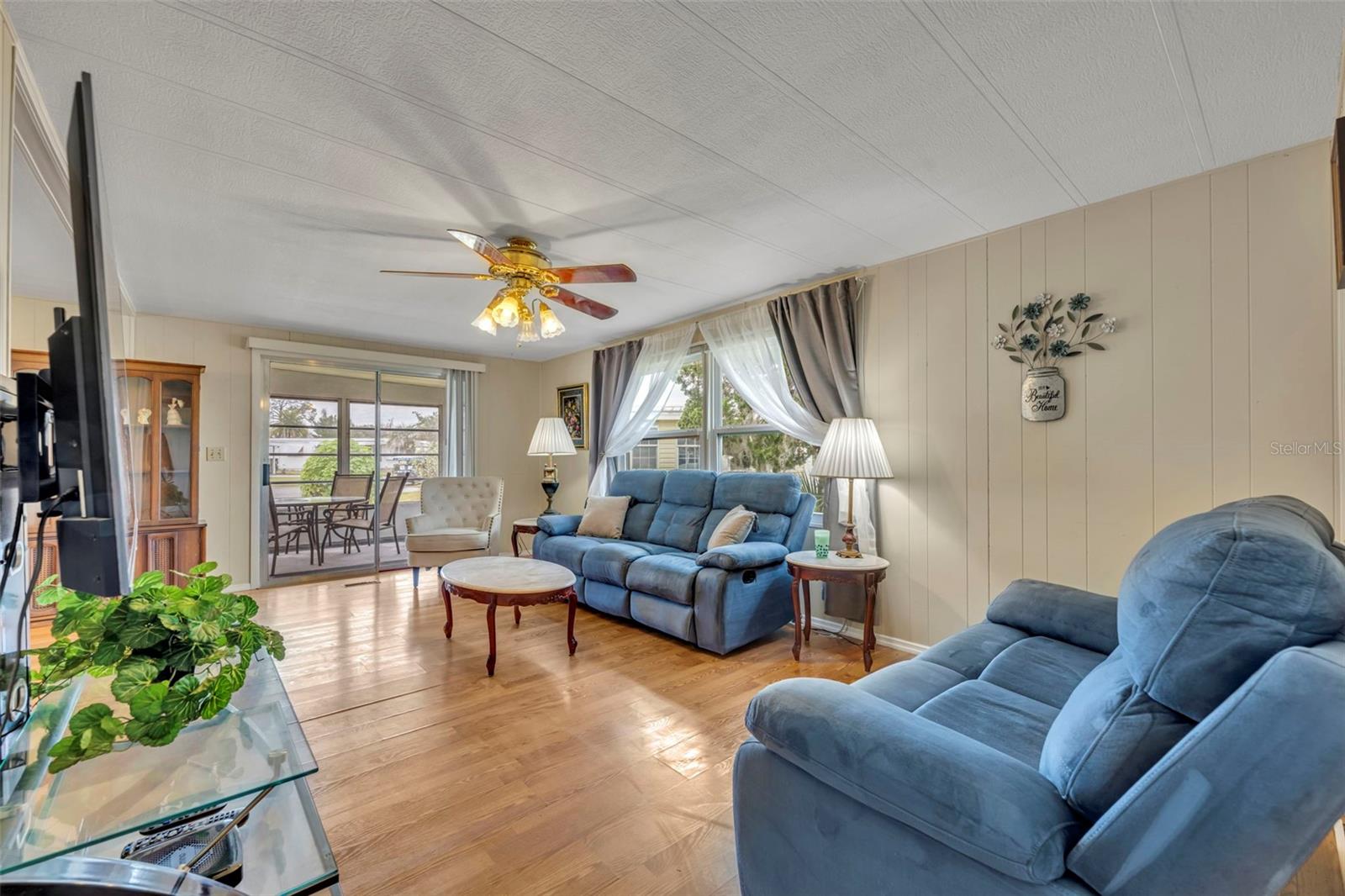 Image 5 of 46 For 278 Kelou Court