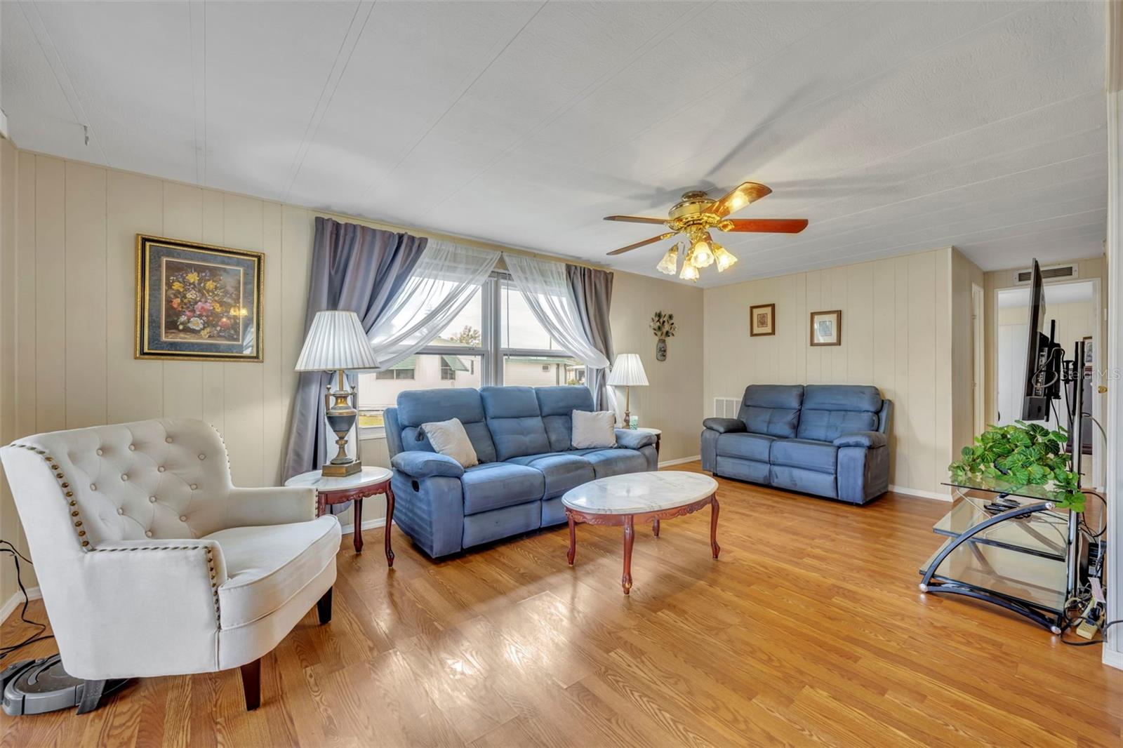 Image 7 of 46 For 278 Kelou Court