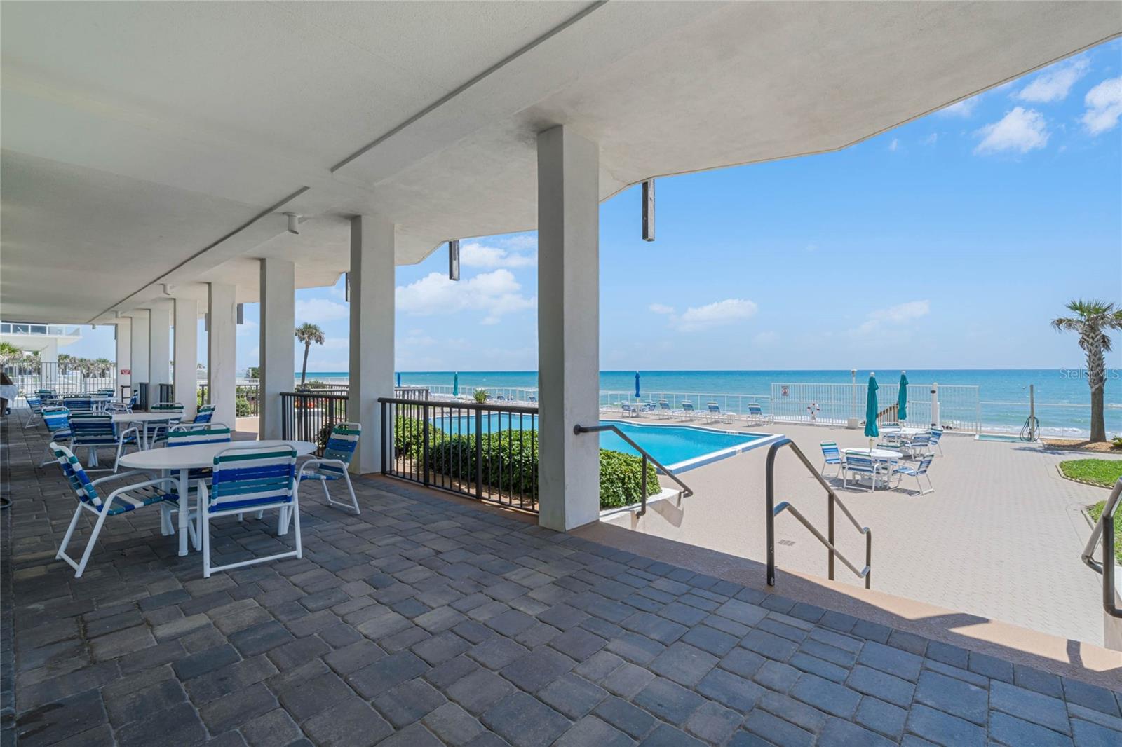 Image 4 of 30 For 2900 Atlantic Avenue 2001