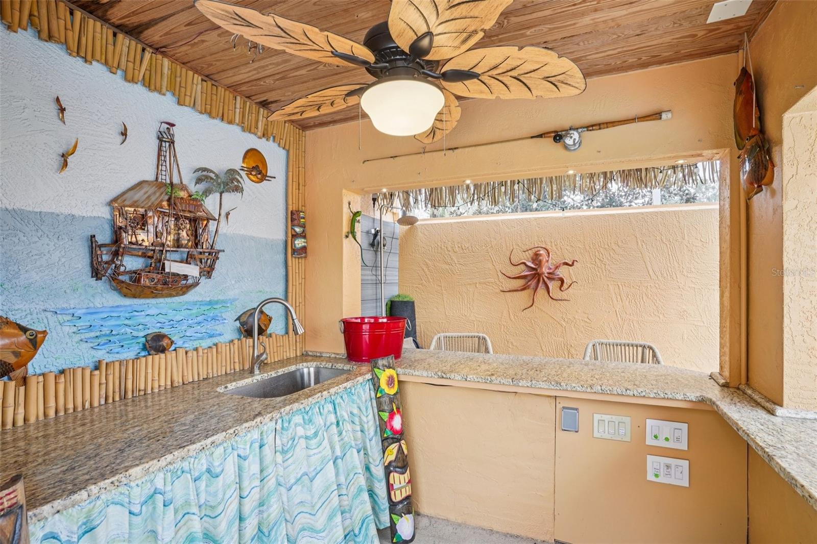 Image 13 of 49 For 1902 Franco Place