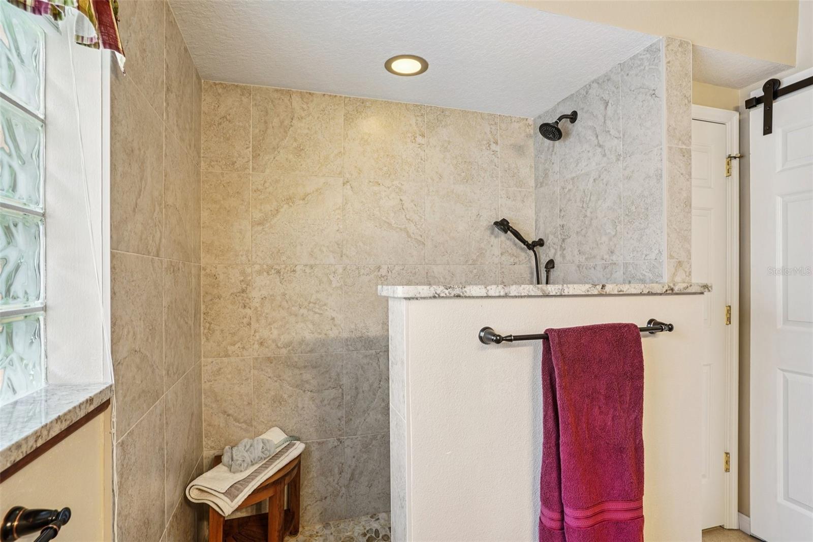 Image 33 of 49 For 1902 Franco Place