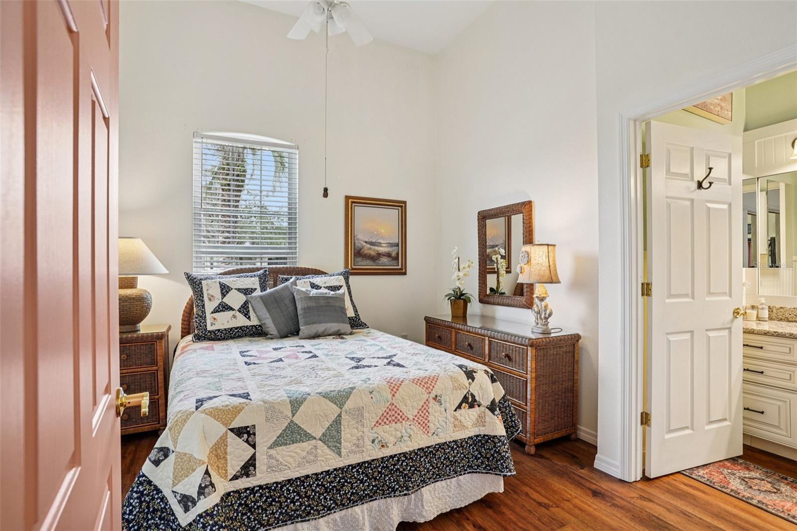 Image 34 of 49 For 1902 Franco Place