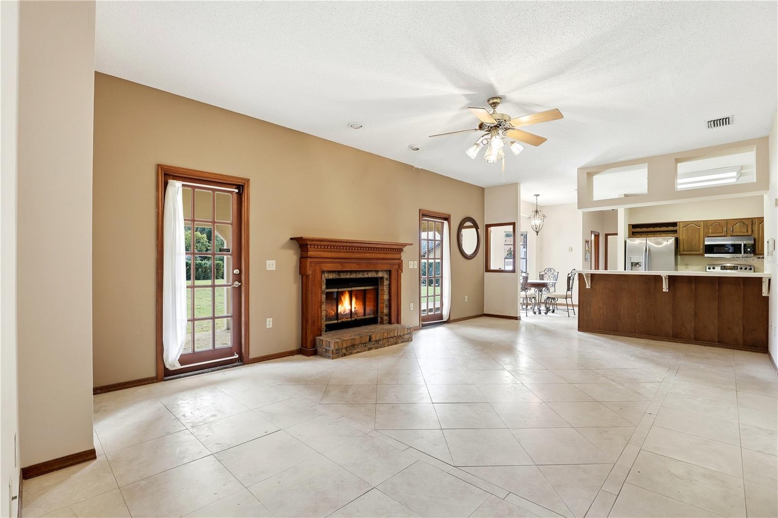 Image 11 of 67 For 11472 Park Avenue Ne