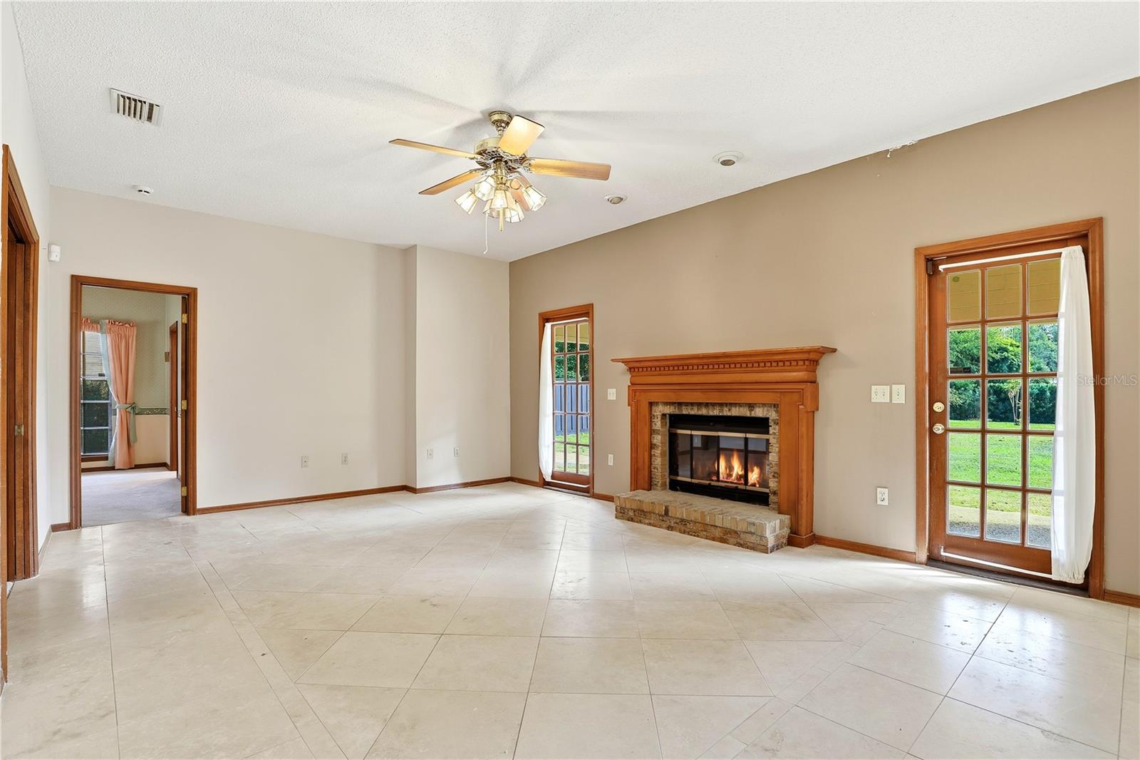 Image 16 of 67 For 11472 Park Avenue Ne