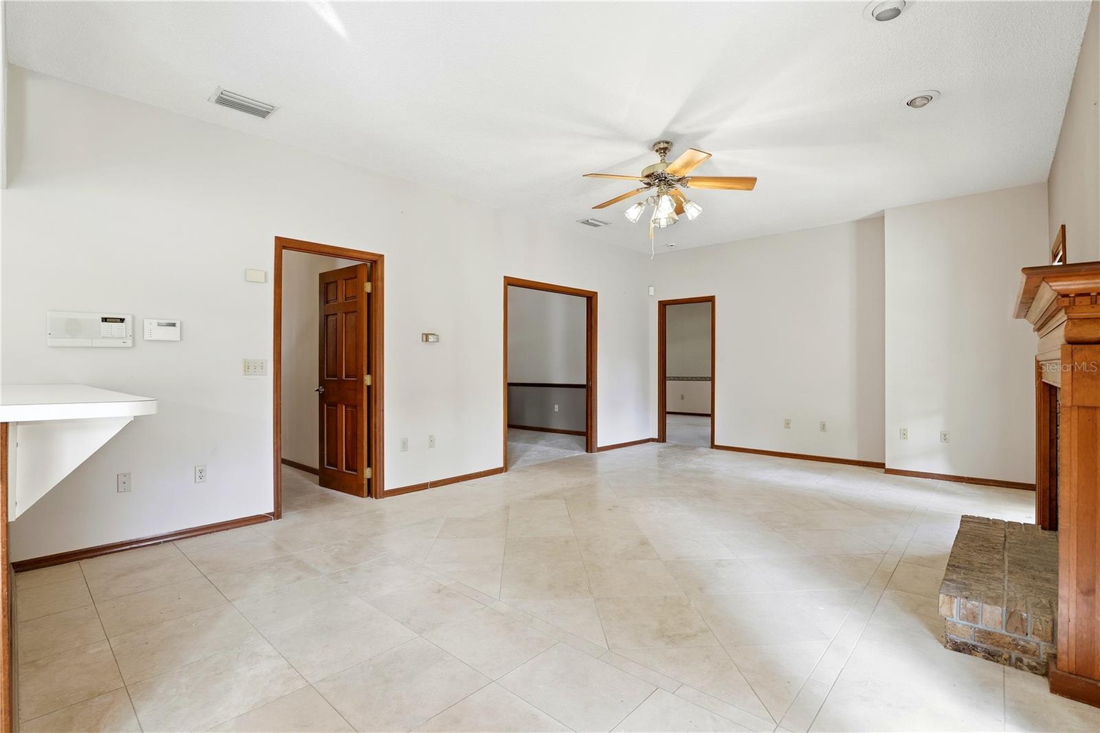 Image 17 of 67 For 11472 Park Avenue Ne