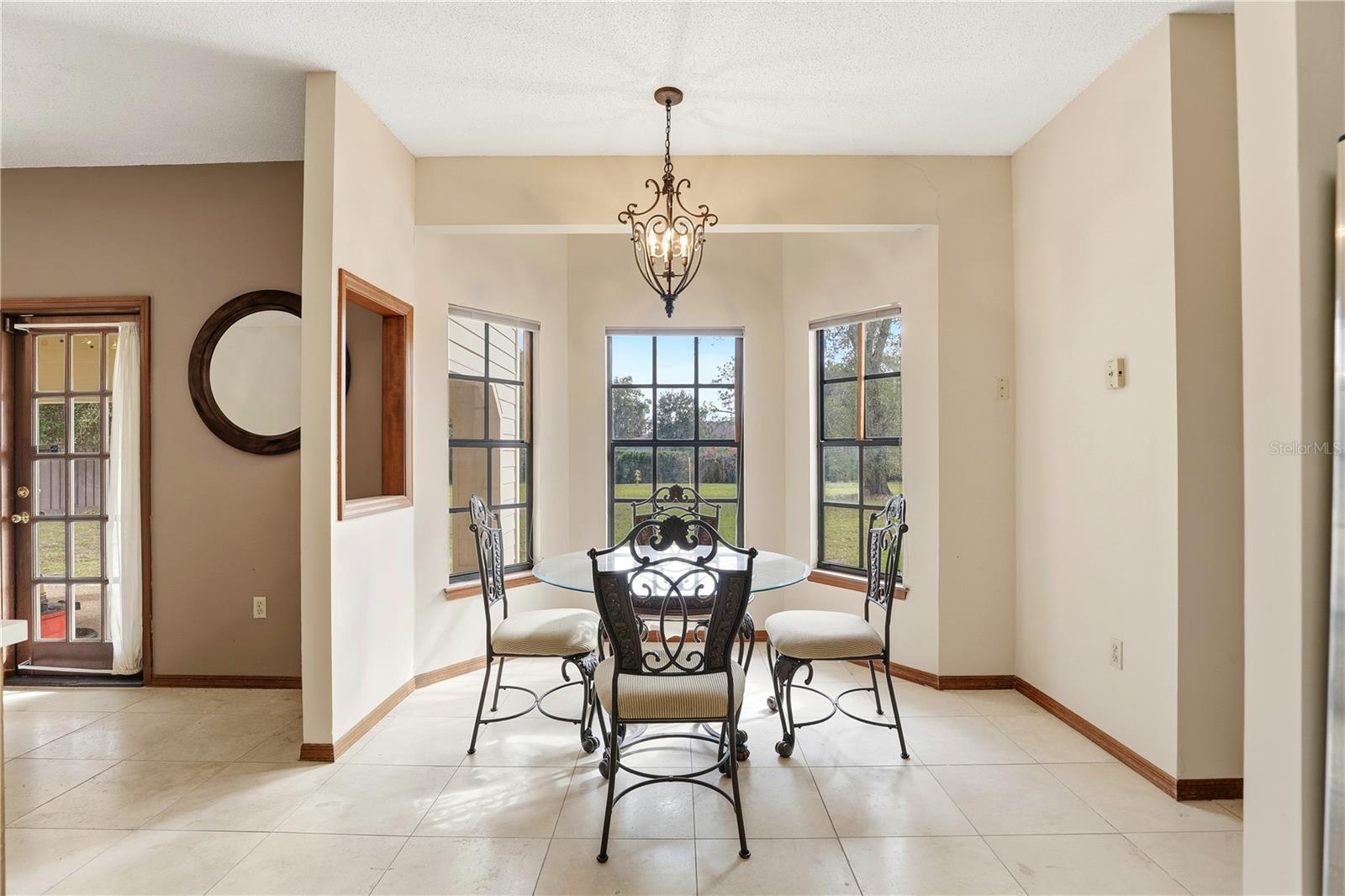 Image 21 of 67 For 11472 Park Avenue Ne