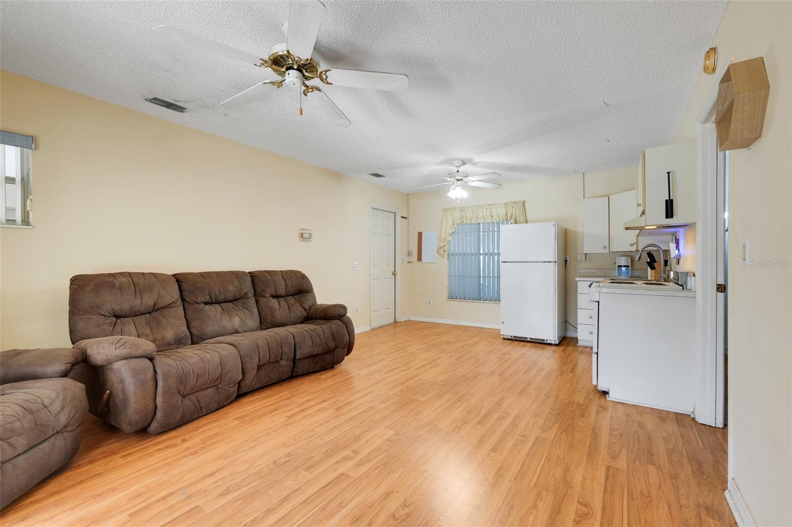 Image 31 of 52 For 17200 Peru Road