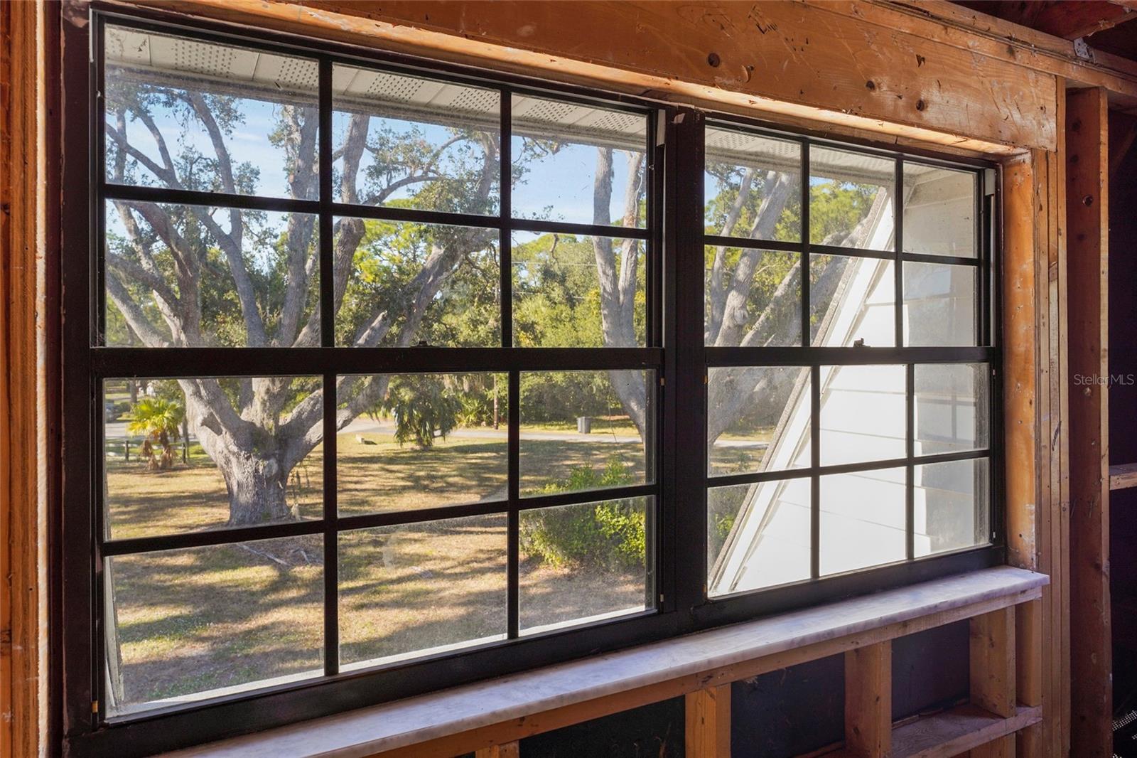 Image 21 of 44 For 1250 New Forest Circle