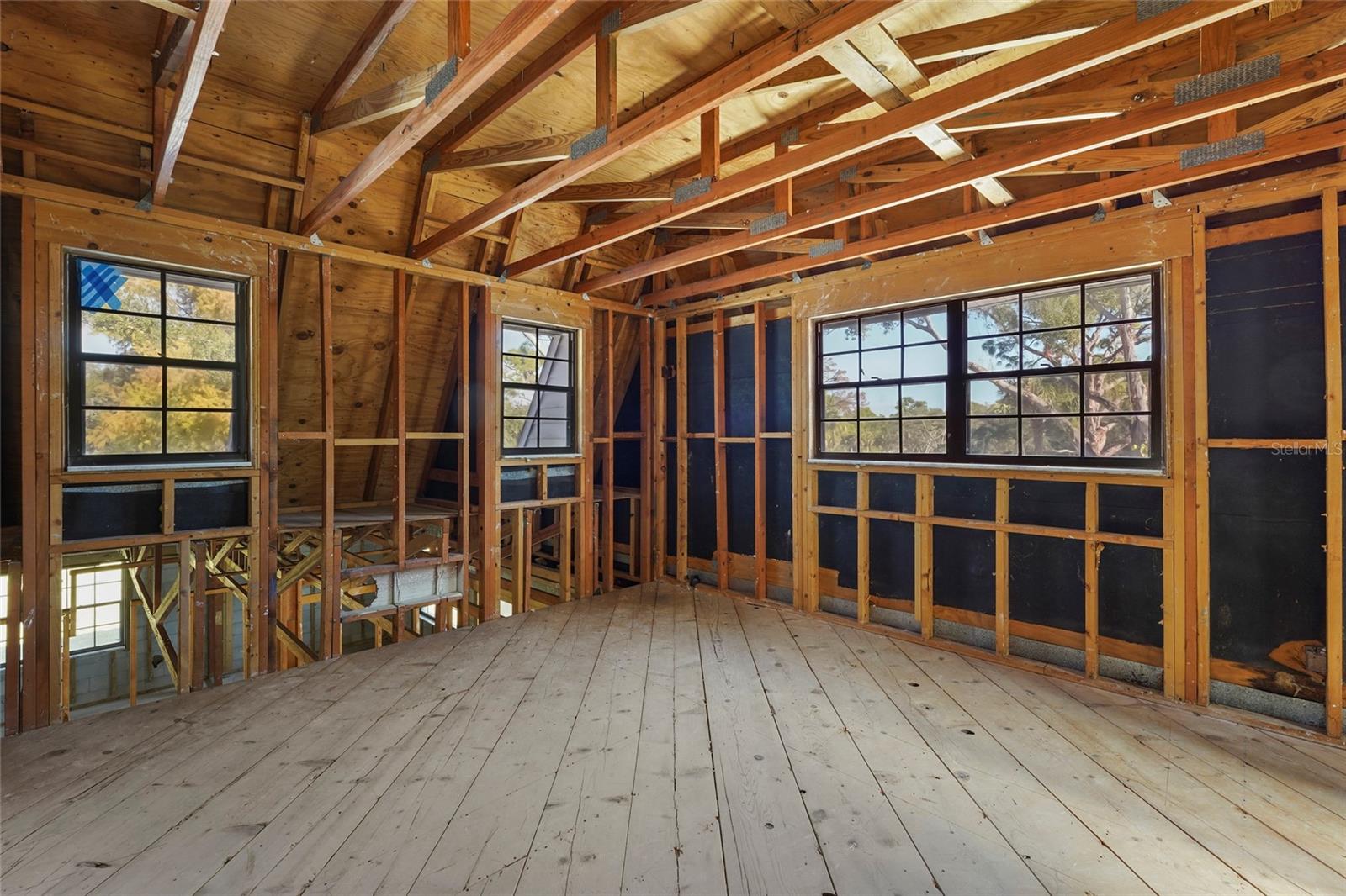 Image 23 of 44 For 1250 New Forest Circle