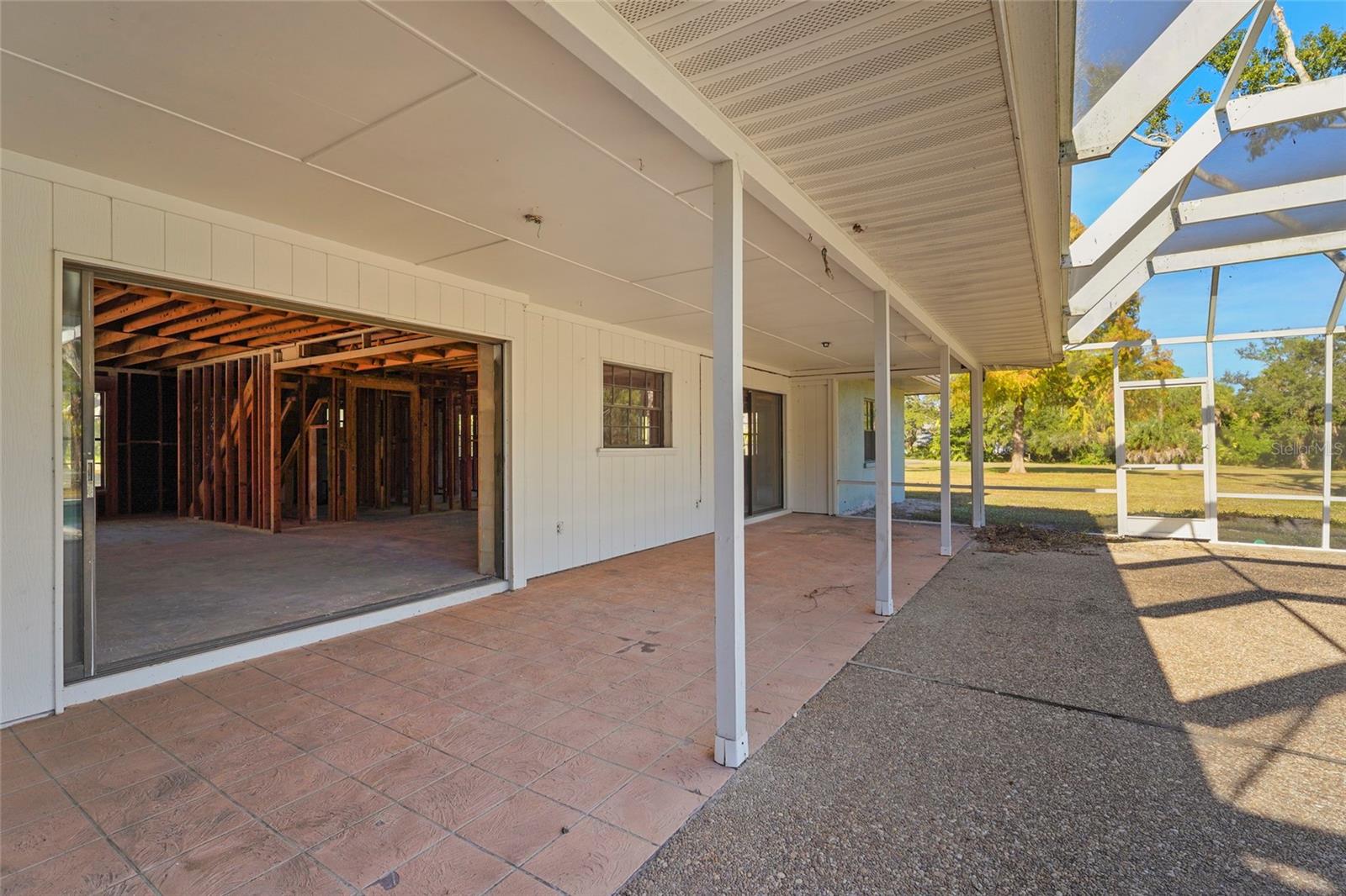 Image 24 of 44 For 1250 New Forest Circle