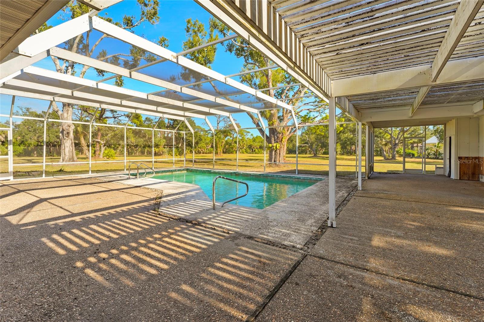 Image 27 of 44 For 1250 New Forest Circle