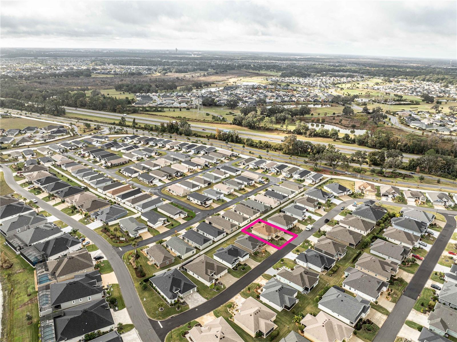 Image 28 of 30 For 2378 Youngmann Loop