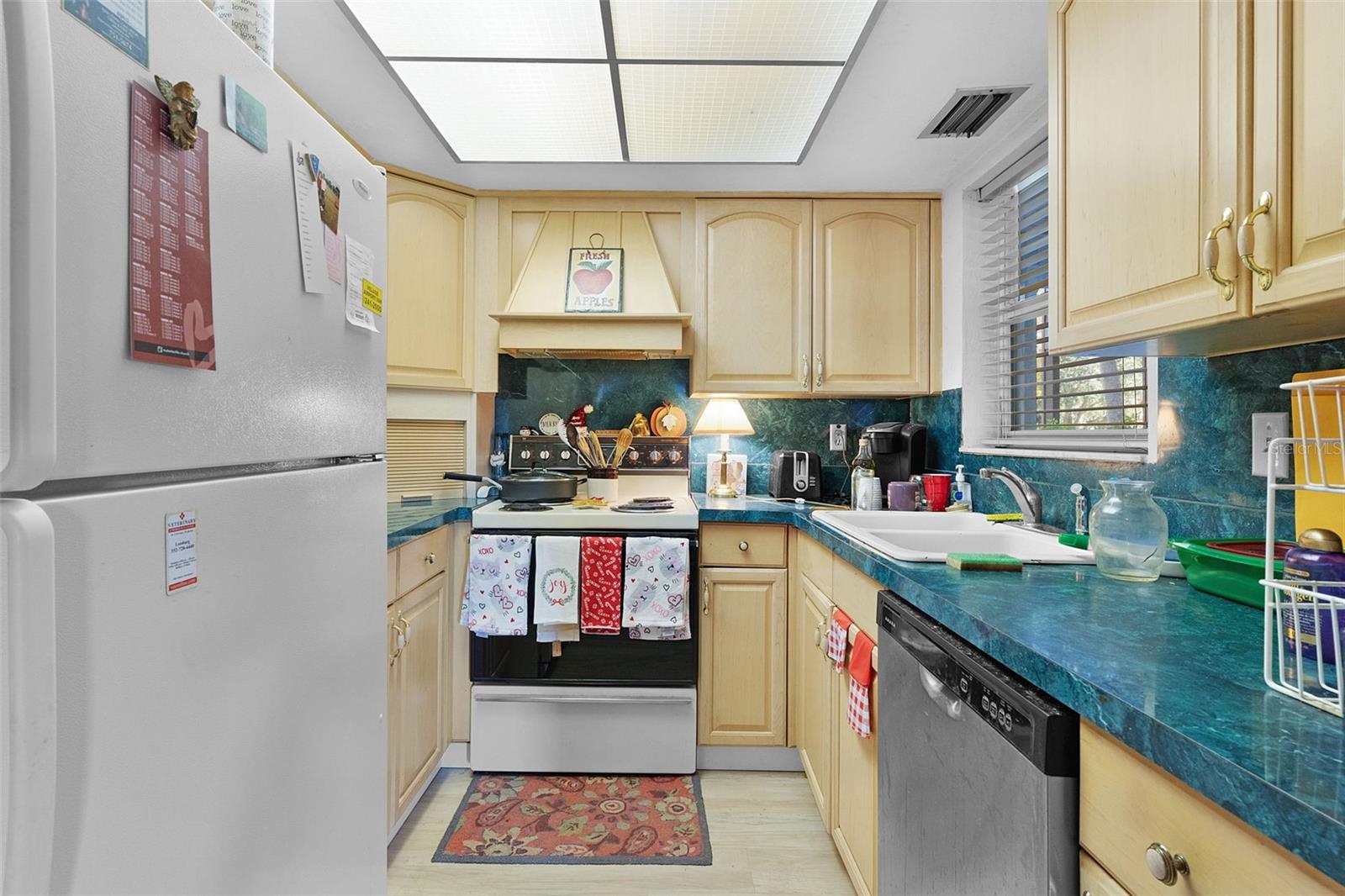 Image 9 of 41 For 15104 Sandalwood Drive 104