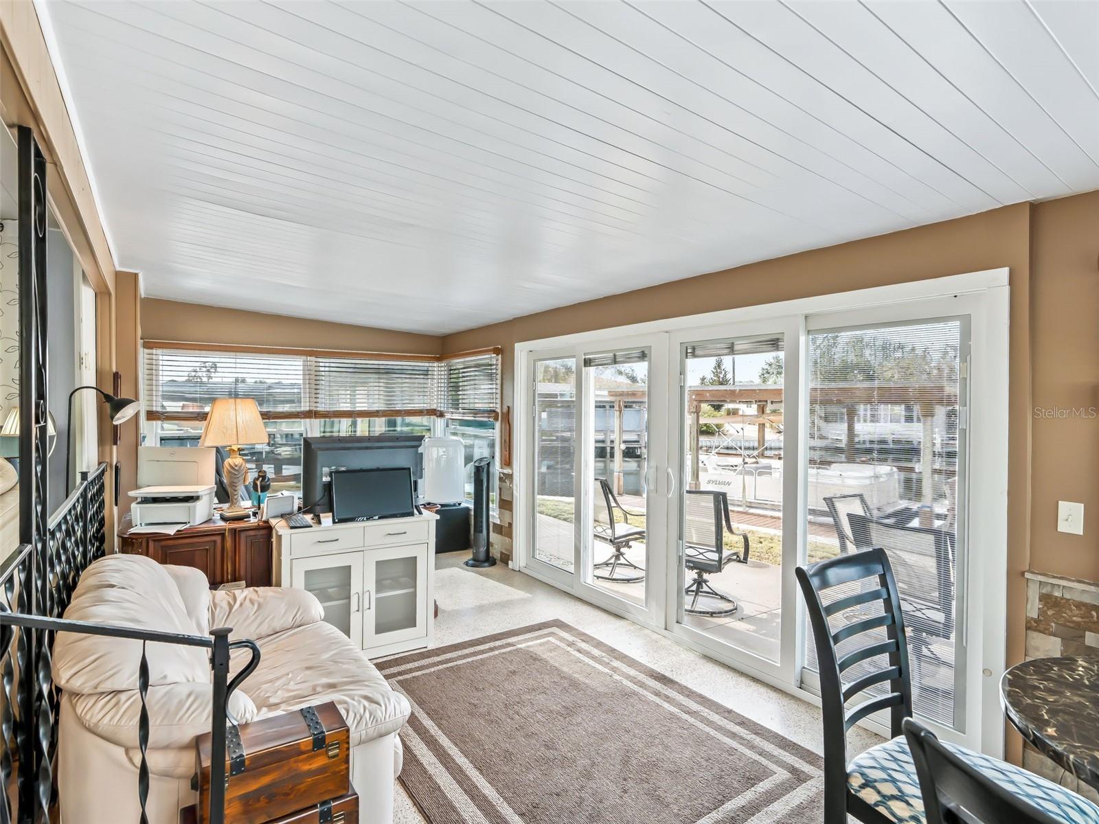 Image 18 of 49 For 11506 Johnson Circle