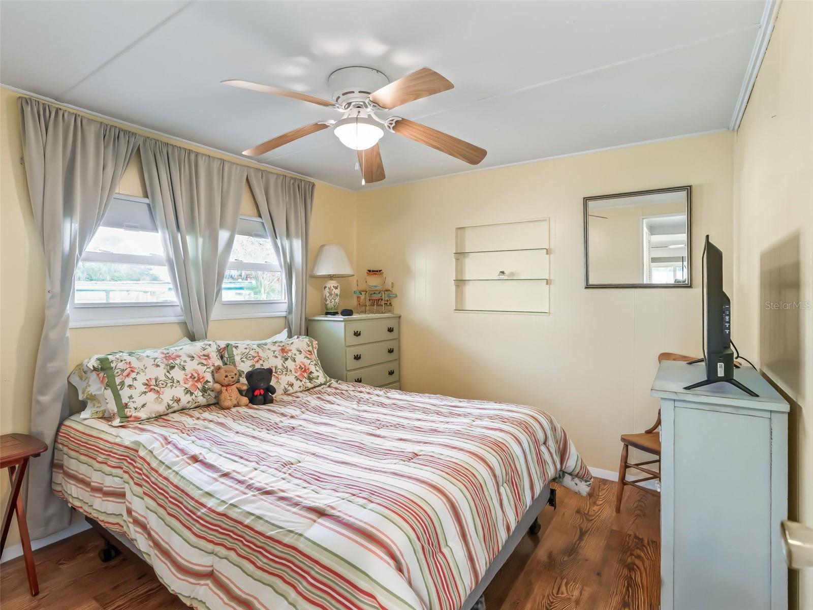 Image 28 of 49 For 11506 Johnson Circle