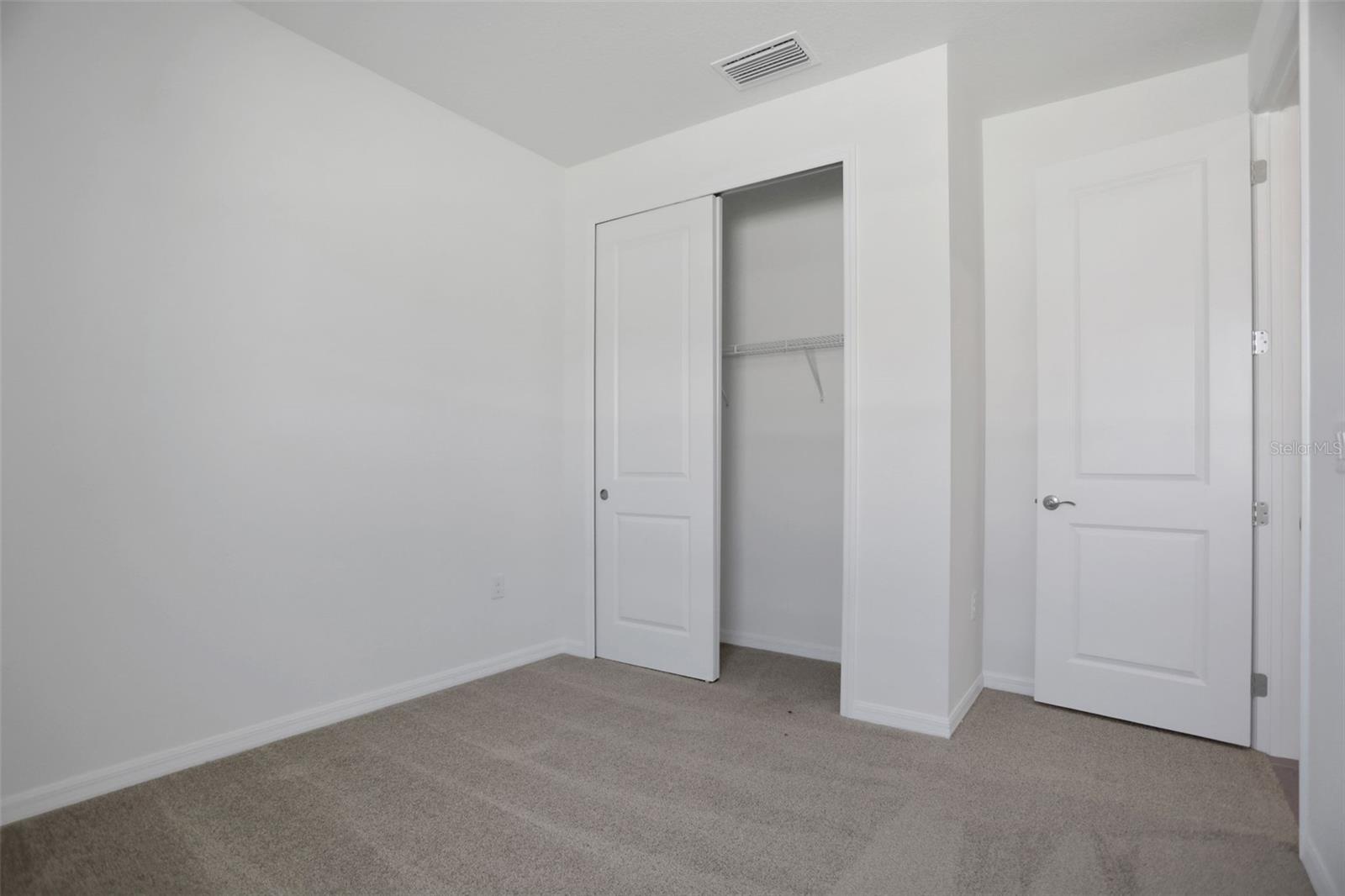 Image 23 of 38 For 17477 Valleywood Parkway