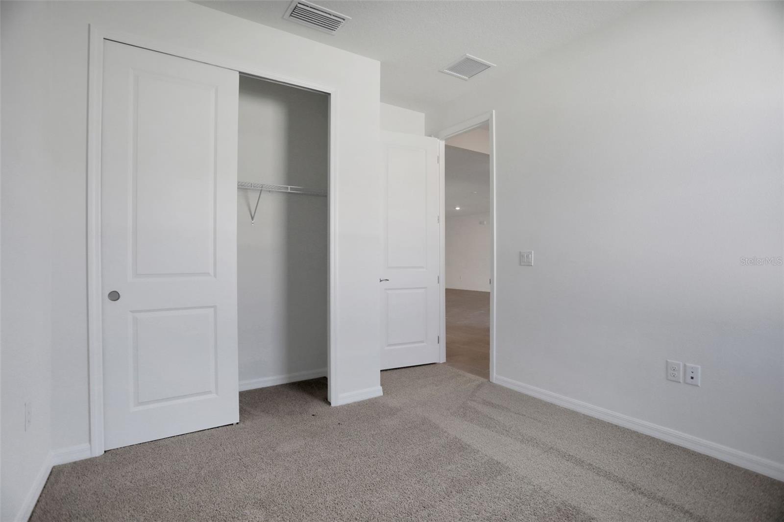 Image 24 of 38 For 17477 Valleywood Parkway