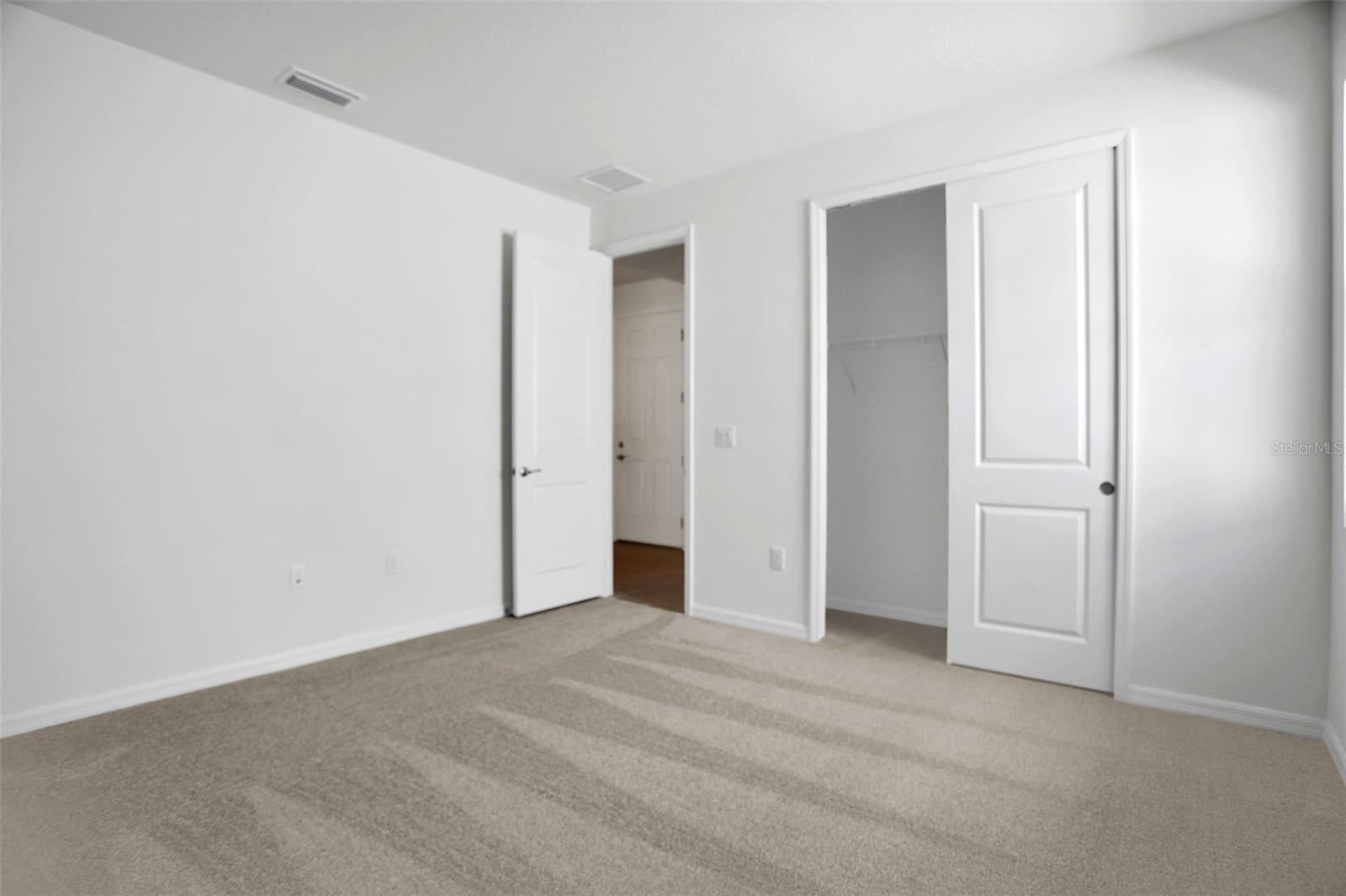 Image 37 of 38 For 17477 Valleywood Parkway