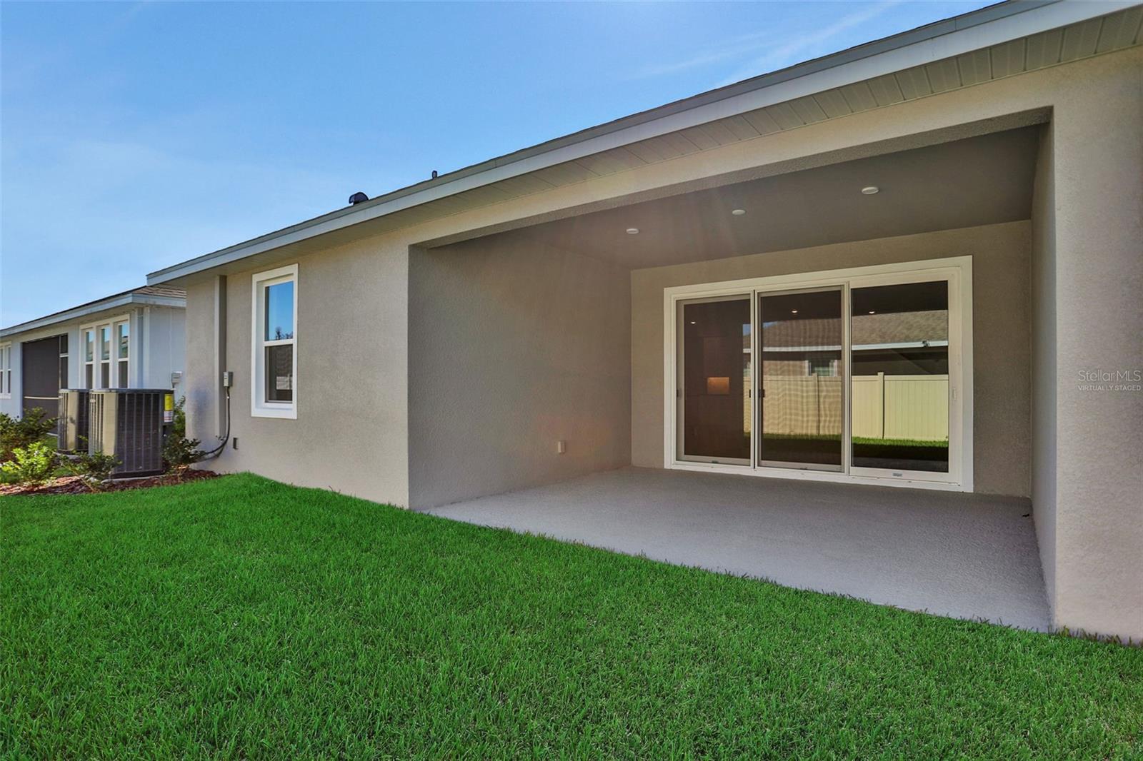 Image 8 of 38 For 17477 Valleywood Parkway