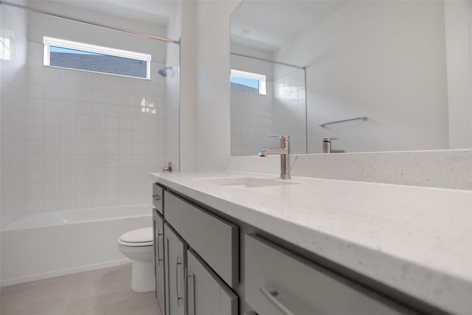 Image 25 of 47 For 17465 Valleywood Parkway