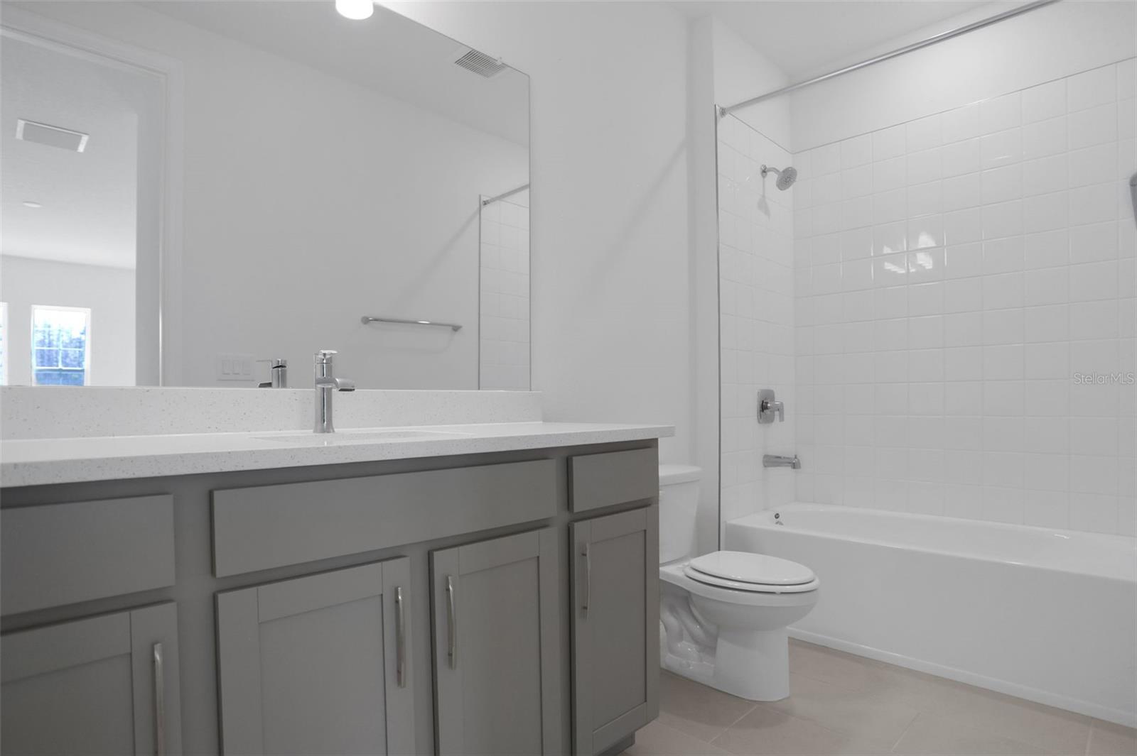 Image 43 of 47 For 17465 Valleywood Parkway