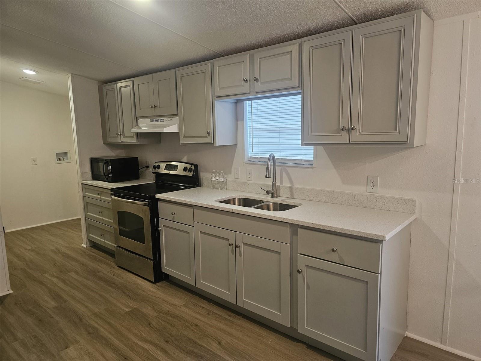 Image 10 of 26 For 6519 23rd Avenue