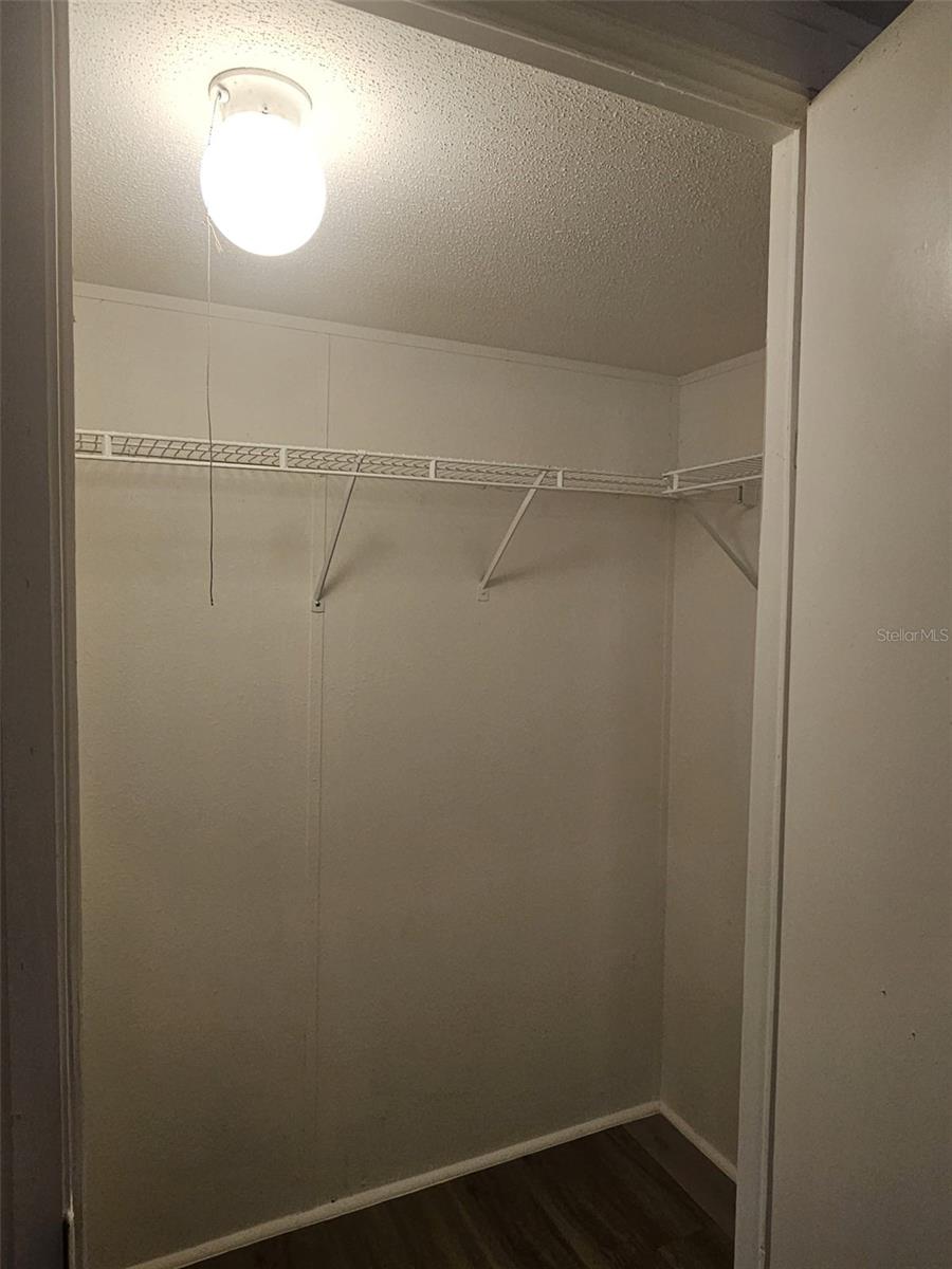 Image 18 of 26 For 6519 23rd Avenue