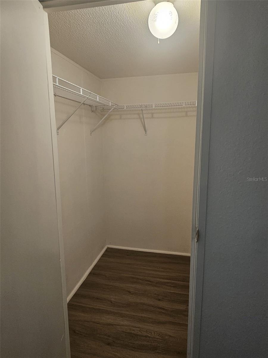 Image 21 of 26 For 6519 23rd Avenue