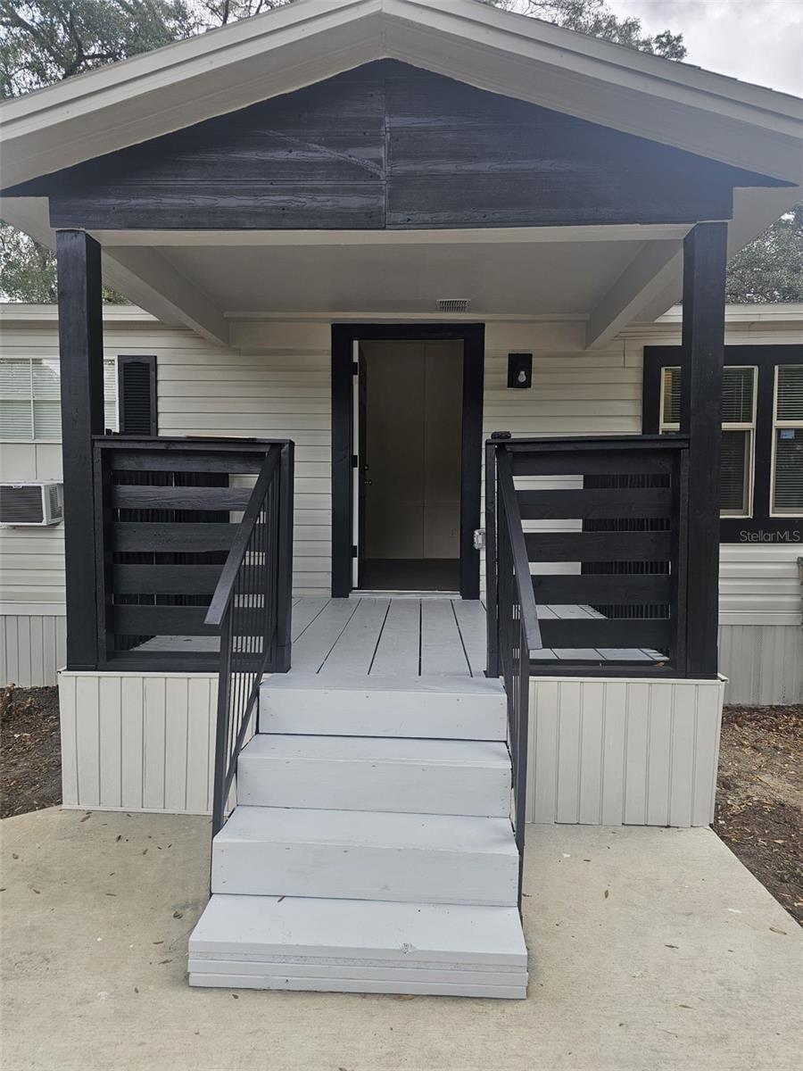 Image 4 of 26 For 6519 23rd Avenue