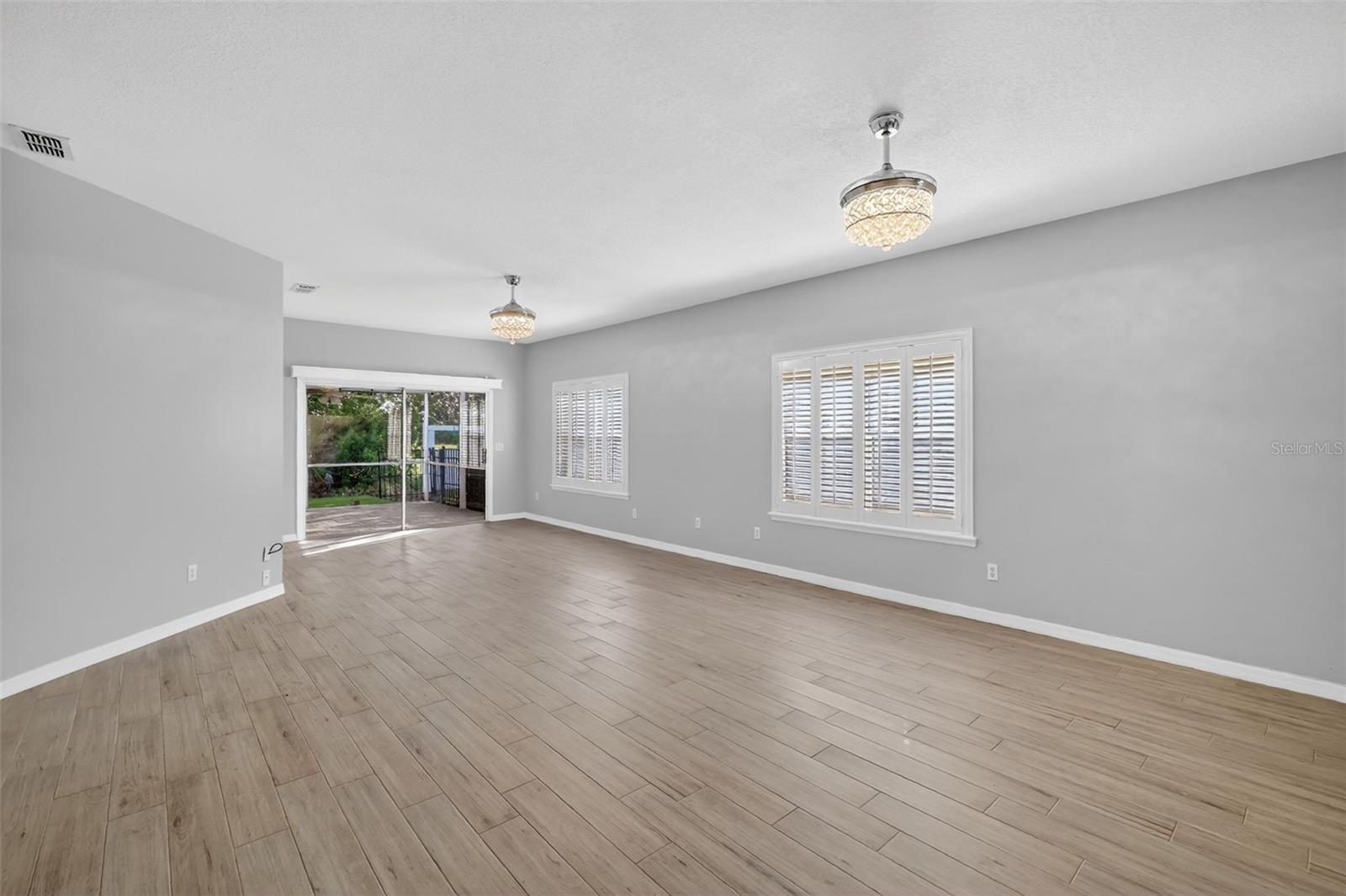 Image 10 of 25 For 8025 Saint Andrews Way