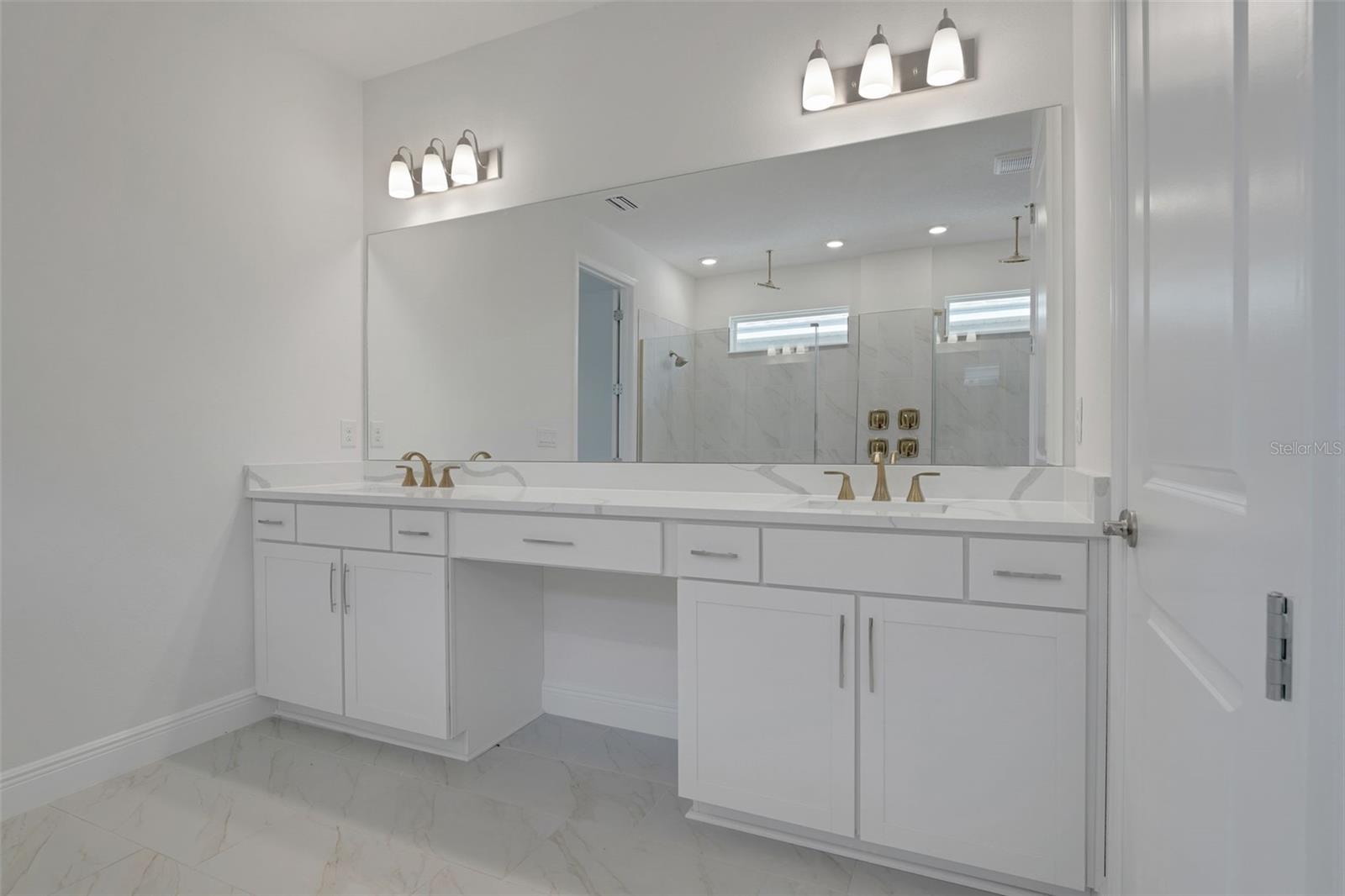 Image 22 of 49 For 7470 Sea Manatee Street