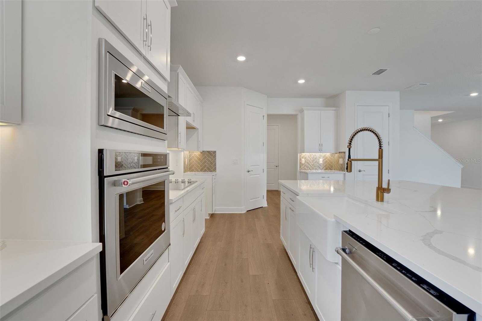 Image 35 of 49 For 7470 Sea Manatee Street