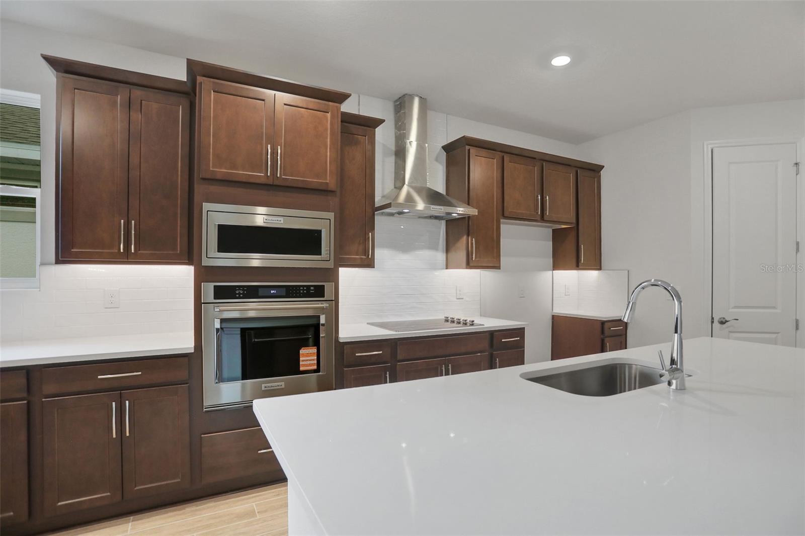 Image 12 of 40 For 7441 Sea Manatee Street