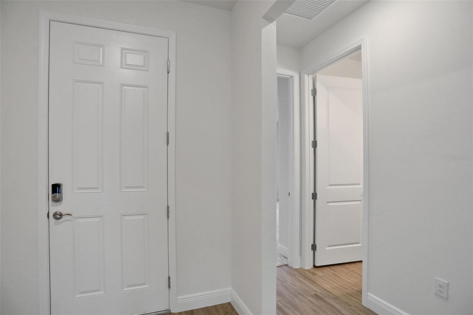 Image 32 of 40 For 7441 Sea Manatee Street